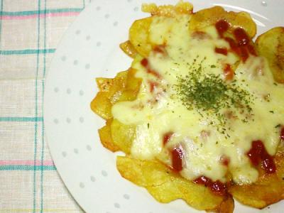 フライパンでじゃがチーズ