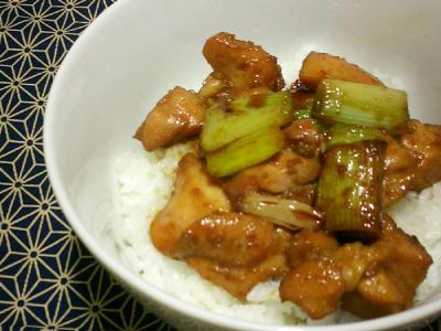 水郷どりの焼き鳥丼